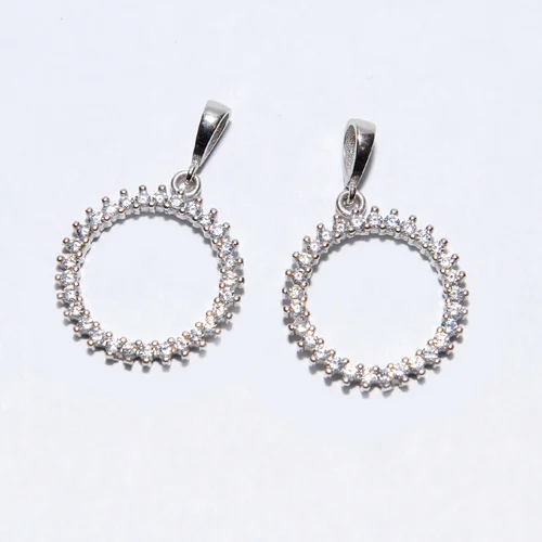 Swarovski köves vékony kör ezüst medál
