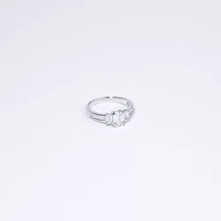 Négyzetek fehér Swarovski köves ezüst gyűrű