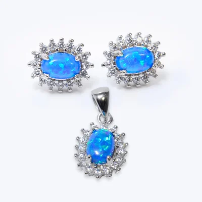 Ovális kék opál Swarovski köves ezüst fülbevaló és medál